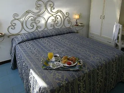 Hotel Crawford