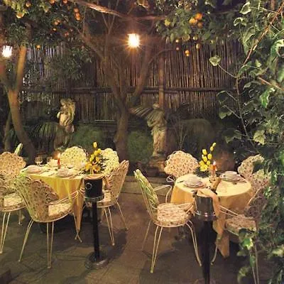 Crawford Hotel 4*