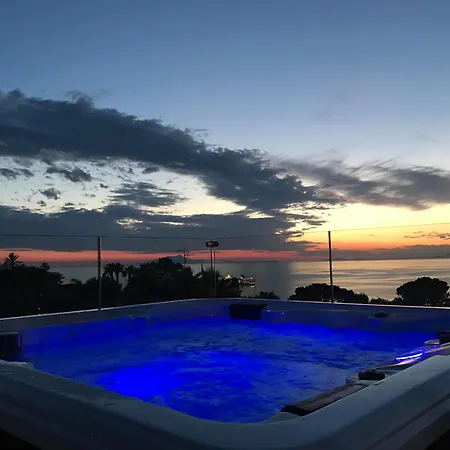 Crawford Ξενοδοχείο 4*